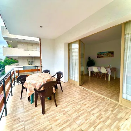 Apartamento Grupos De 7 En Carlos Büigas Salou